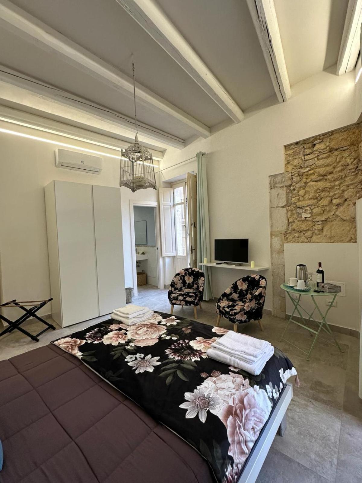 Arche Syracuse