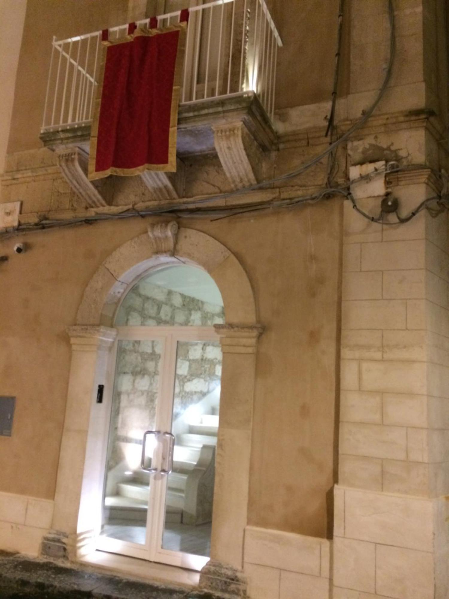 Arche * Syracuse